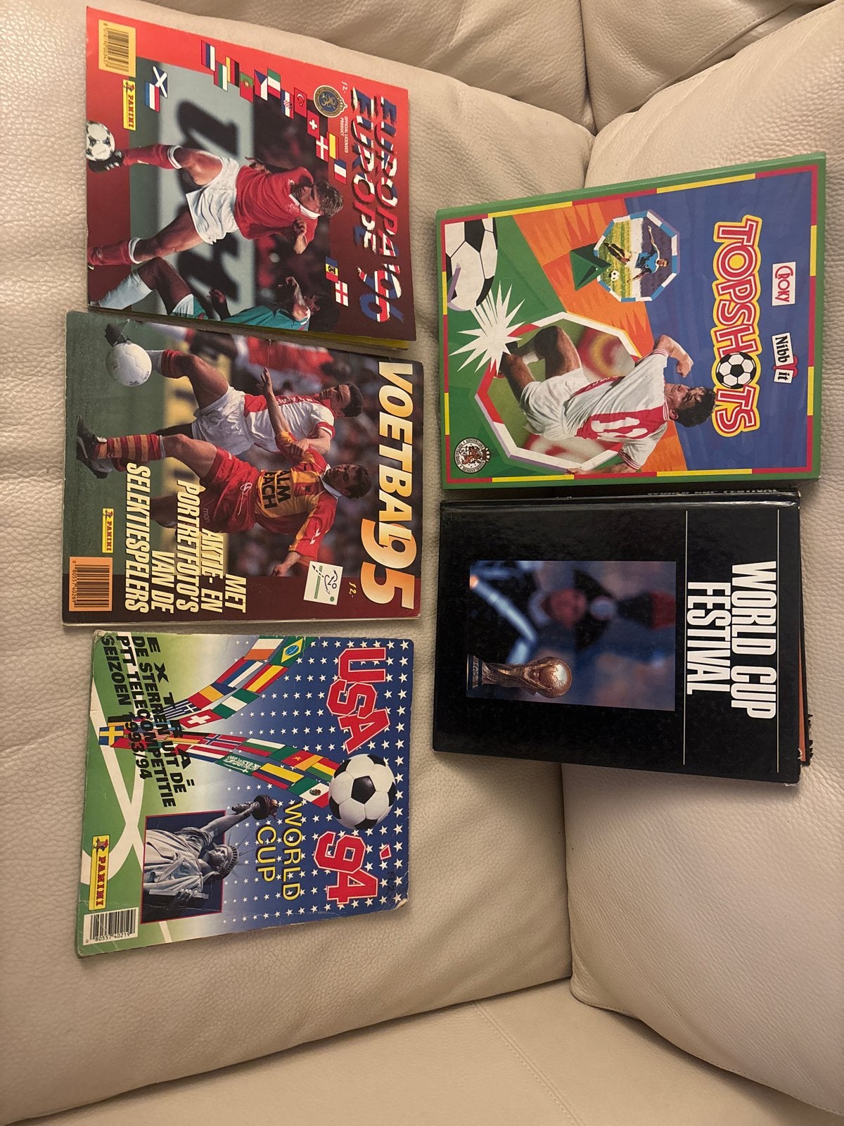 Voetbal Panini Albums - Euro 92, USA 94, Voetbal 95, Ophalen of Verzenden, Gebruikt, Overige sporten, Boek of Tijdschrift