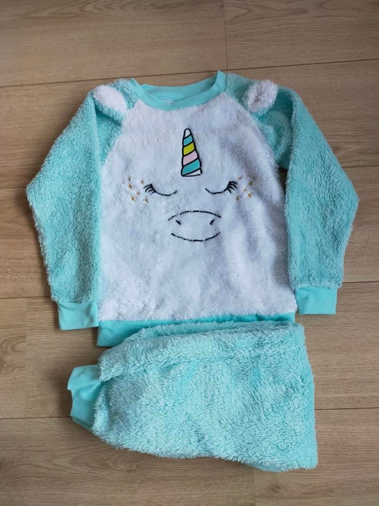 Zgan! Heerlijk warme eenhoorn pyjama van Zeeman! Mt 110/116, Meisje, Ophalen of Verzenden, Zo goed als nieuw, Nacht- of Onderkleding