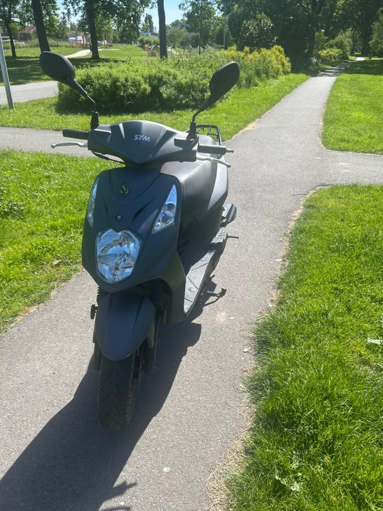 Sym orbit 2, Fietsen en Brommers, Scooters | SYM, Ophalen, Zo goed als nieuw, Benzine, 50 cc