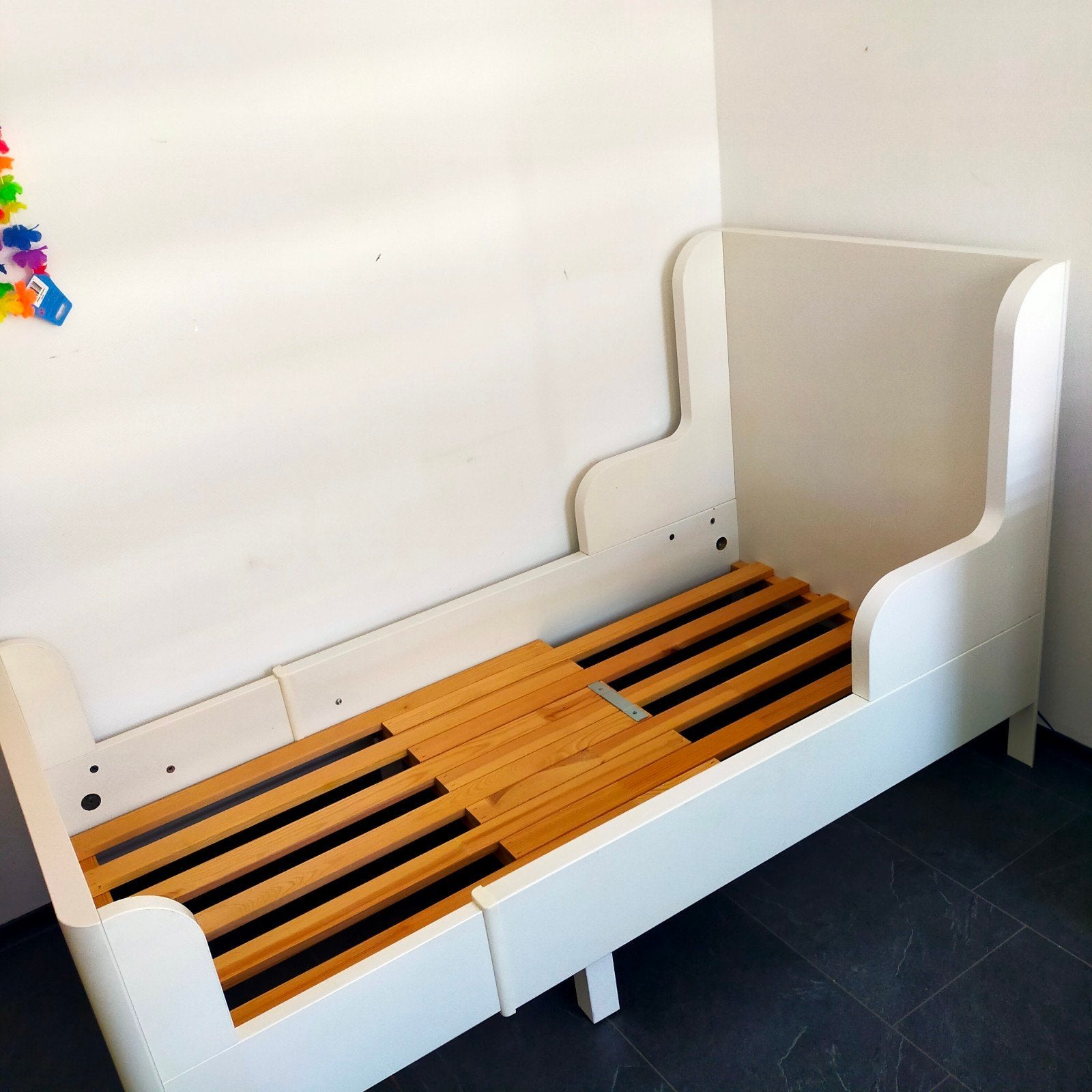 IKEA BUSUNGE meegroeibed wit 80x200 cm, Gebruikt, 70 tot 85 cm, Ophalen of Verzenden, Lattenbodem