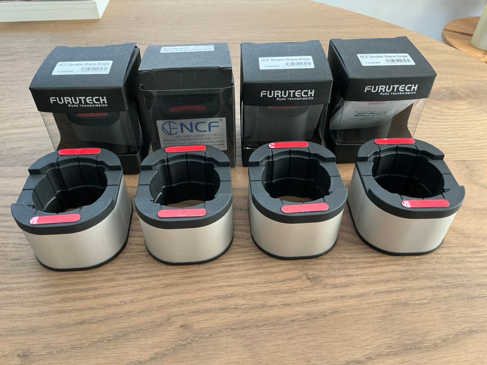 Furutech Booster Brace Single, Ophalen of Verzenden, Zo goed als nieuw, Minder dan 2 meter, Overige kabels