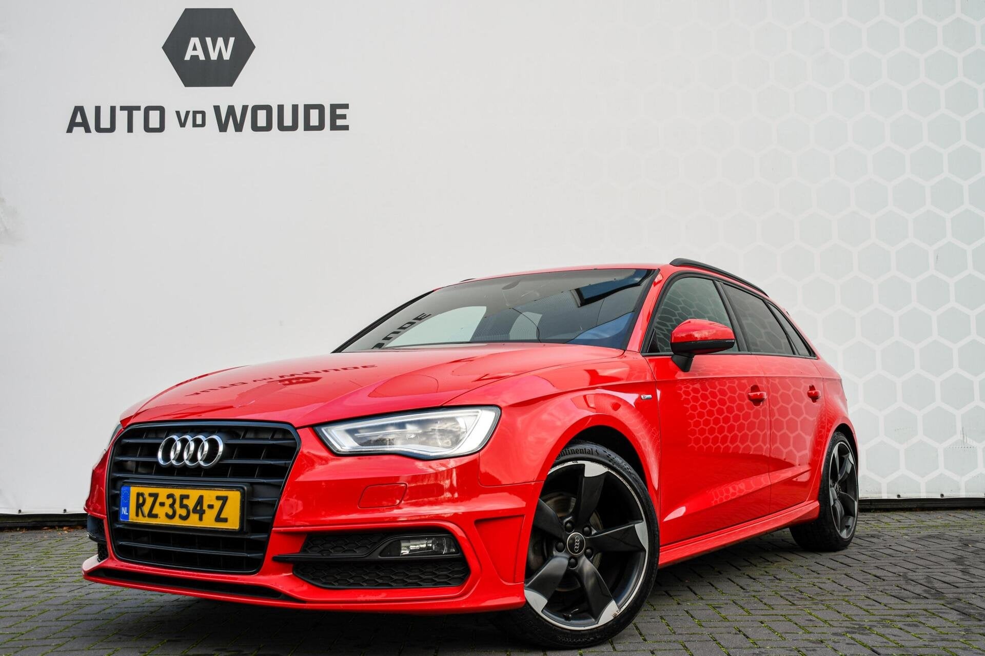 Audi A3 Sportback 1.4 TFSI Ambition S-Line Stoelverwarming, Auto's, Stof, Gebruikt, 150 pk, Grijs