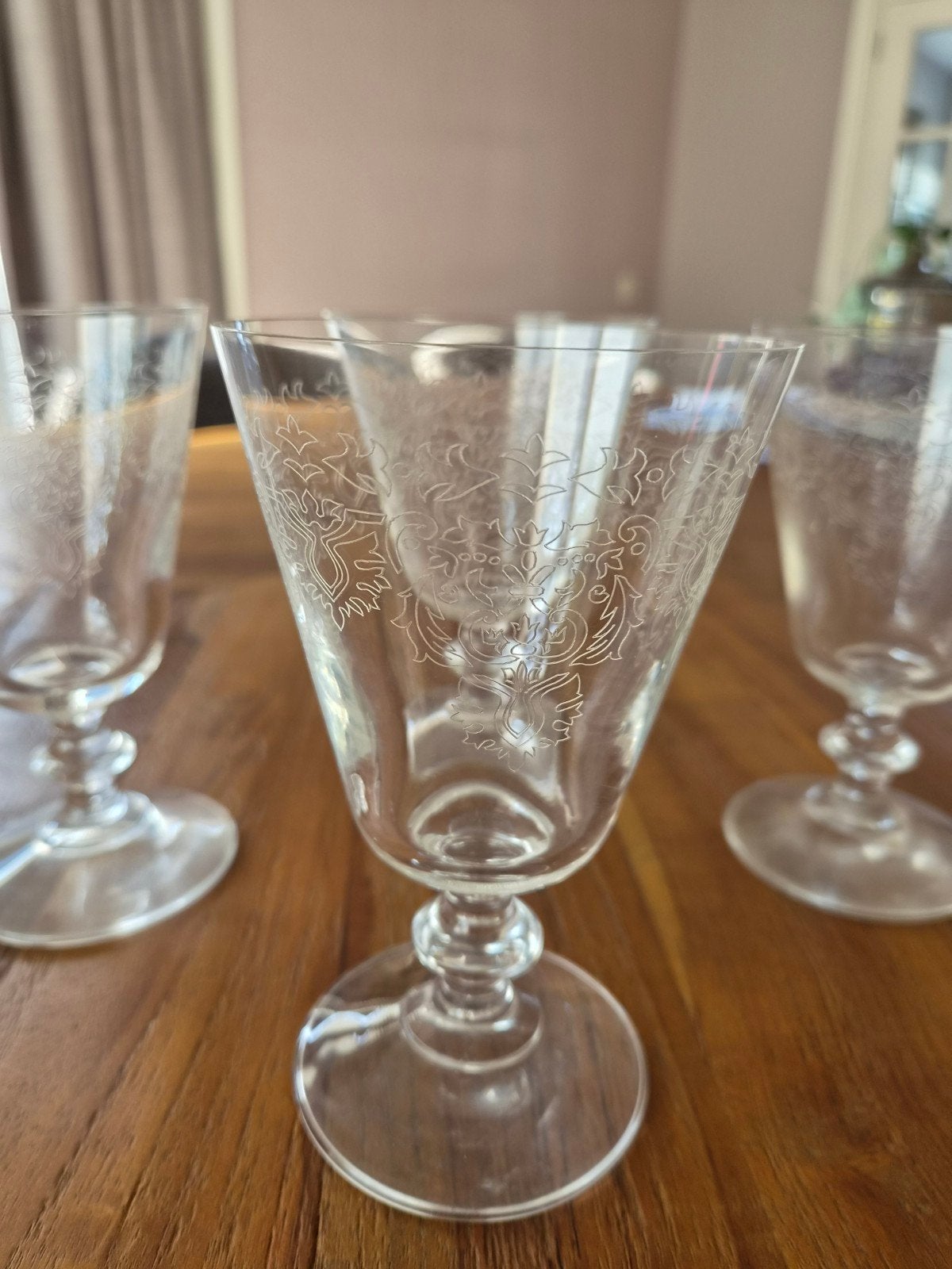 Set van 4 prachtige vintage wijnglazen, Ophalen