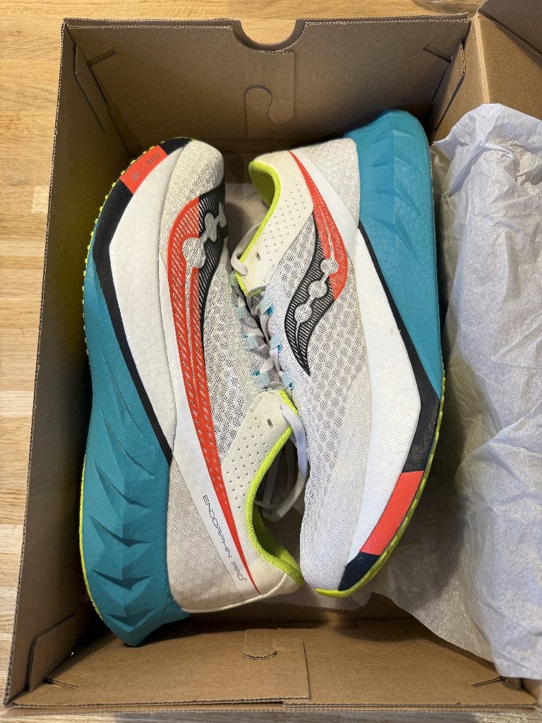 Saucony Endorphin Pro 4 - Maat 46.5, Ophalen, Hardloopschoenen, Saucony, Zo goed als nieuw