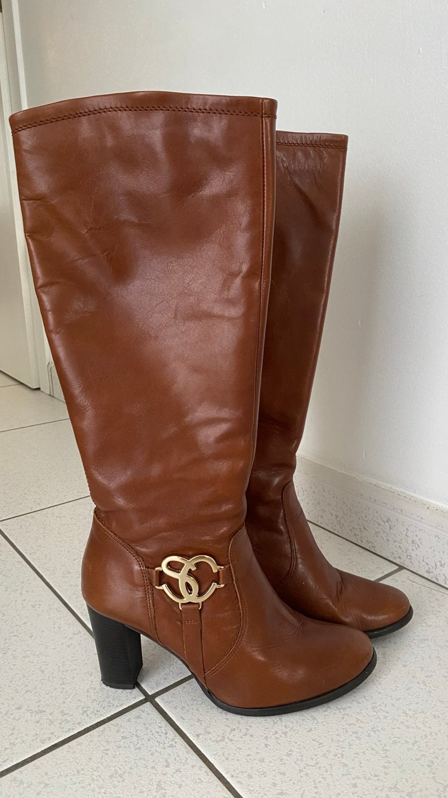 Scapa Cognacbruine hoge laarzen maat 39 met gouden detail, Kleding | Dames, Ophalen of Verzenden, Zo goed als nieuw, Bruin, Hoge laarzen