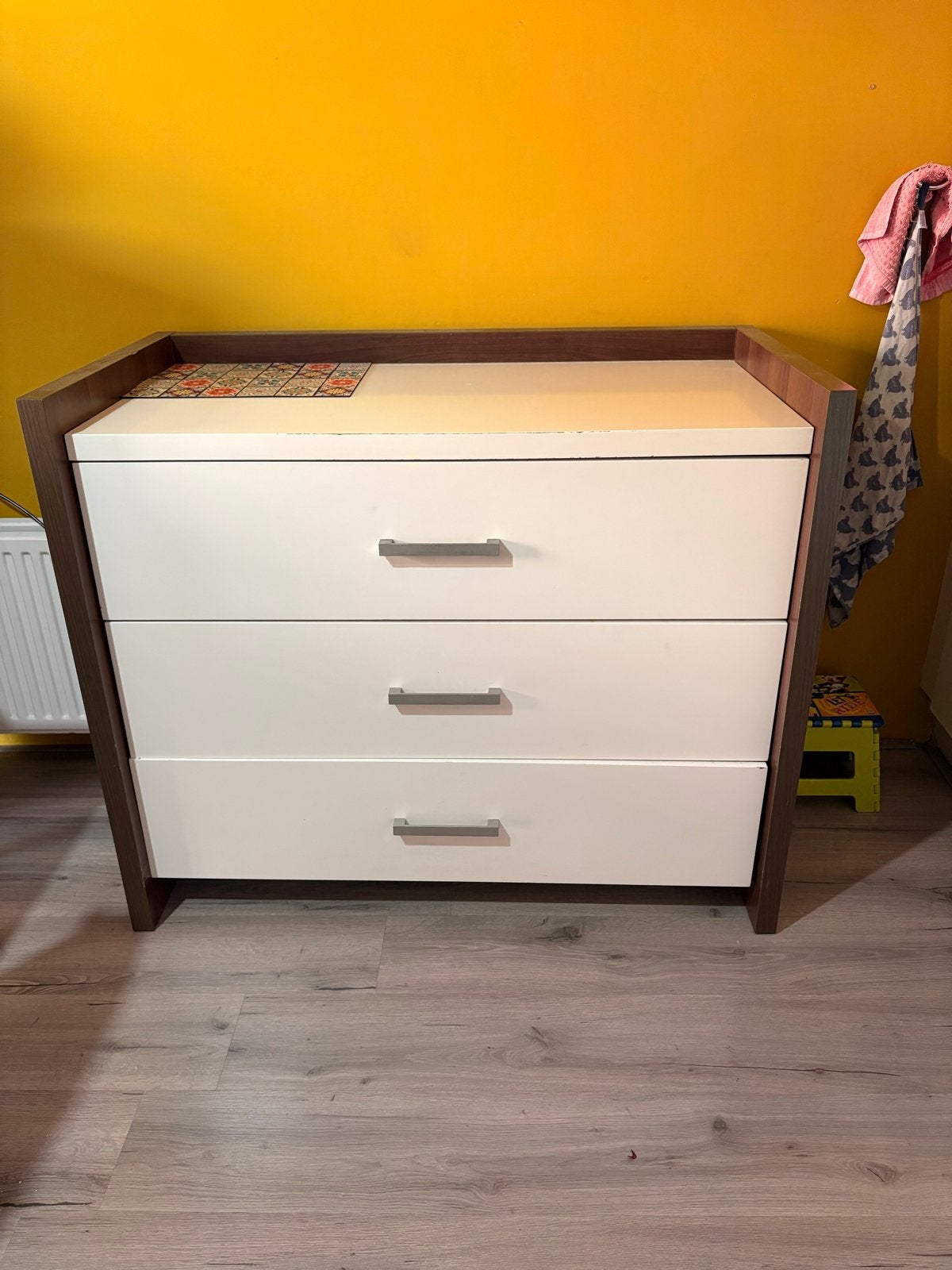 Commode met 3 lades - Gratis af te halen, Ophalen, Gebruikt, 50 tot 70 cm, 75 tot 100 cm