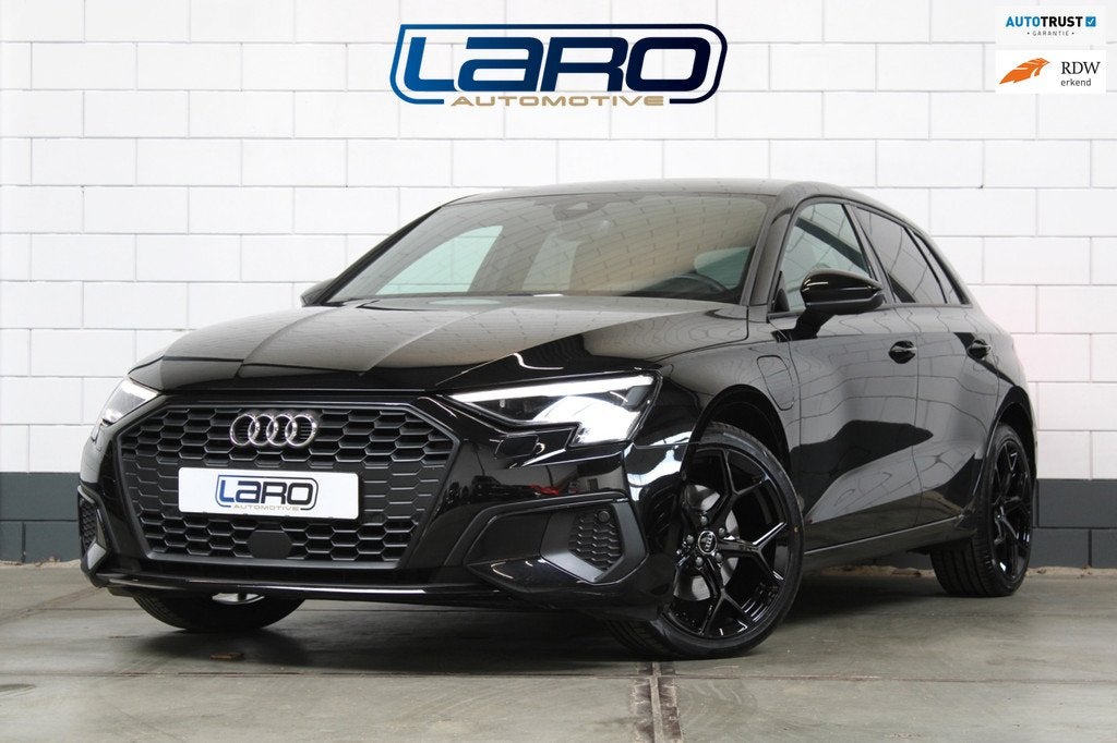 Audi A3 Sportback 40 TFSI e S-Line | Matrix HuD ACC Keyless, 1525 kg, Gebruikt, Euro 6, 4 cilinders