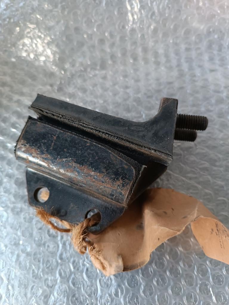 Motorsteun Opel Kapitän 1958 - 1963, Ophalen of Verzenden, Opel
