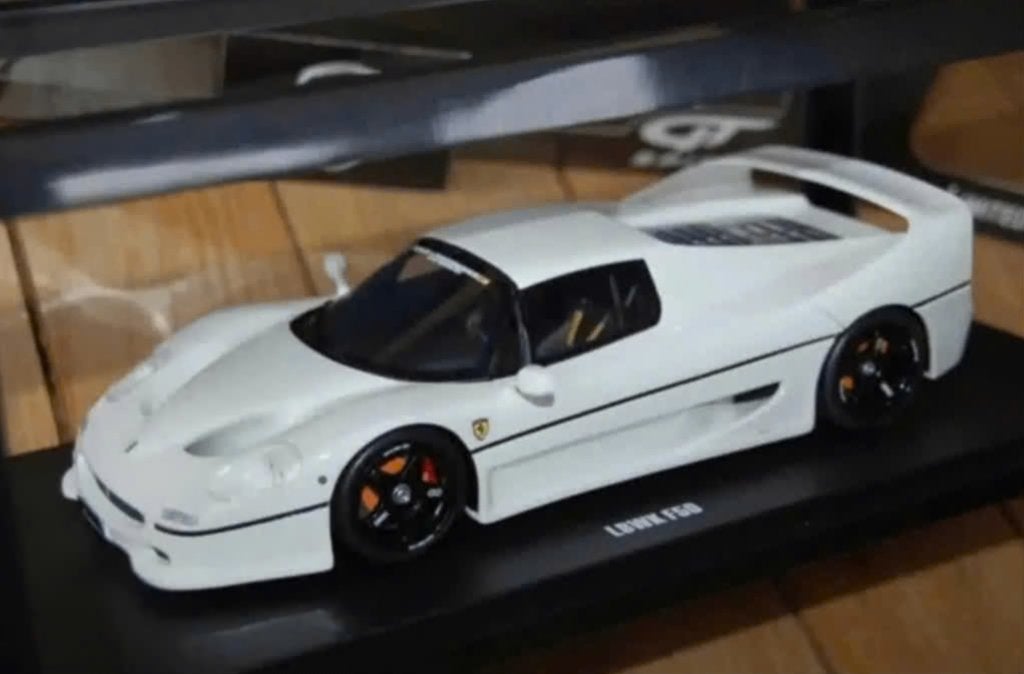 1:18 Ferrari F50 Liberty Walk wit GT spirit GT437 WRH, Hobby en Vrije tijd, Verzenden, Zo goed als nieuw, Auto, Overige merken
