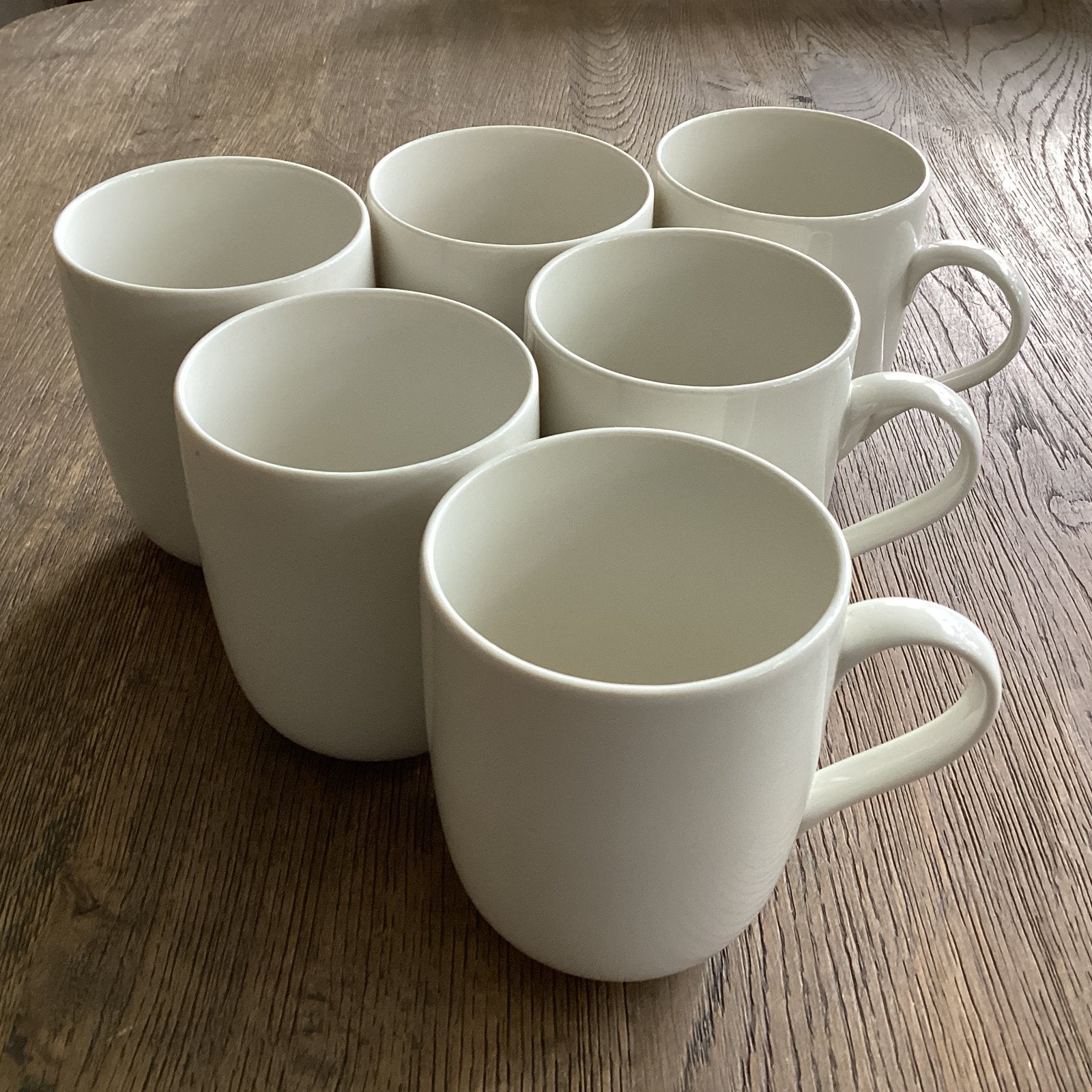 ALESSI mokken. la bella tavola.  als nieuw.  4 of 6 stuks, Ophalen of Verzenden, Zo goed als nieuw, Overige stijlen, Kop(pen) en/of Schotel(s)
