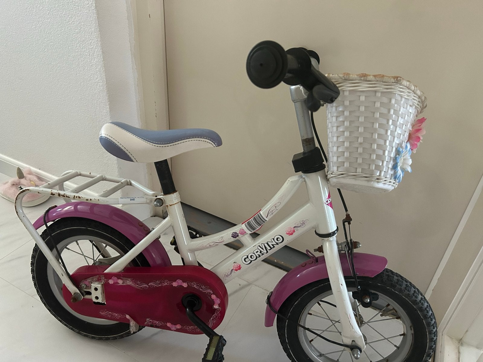 Corvino kinderfiets 12 inch met mandje en bagagedrager, Ophalen, Gebruikt, Velgrem, Minder dan 16 inch