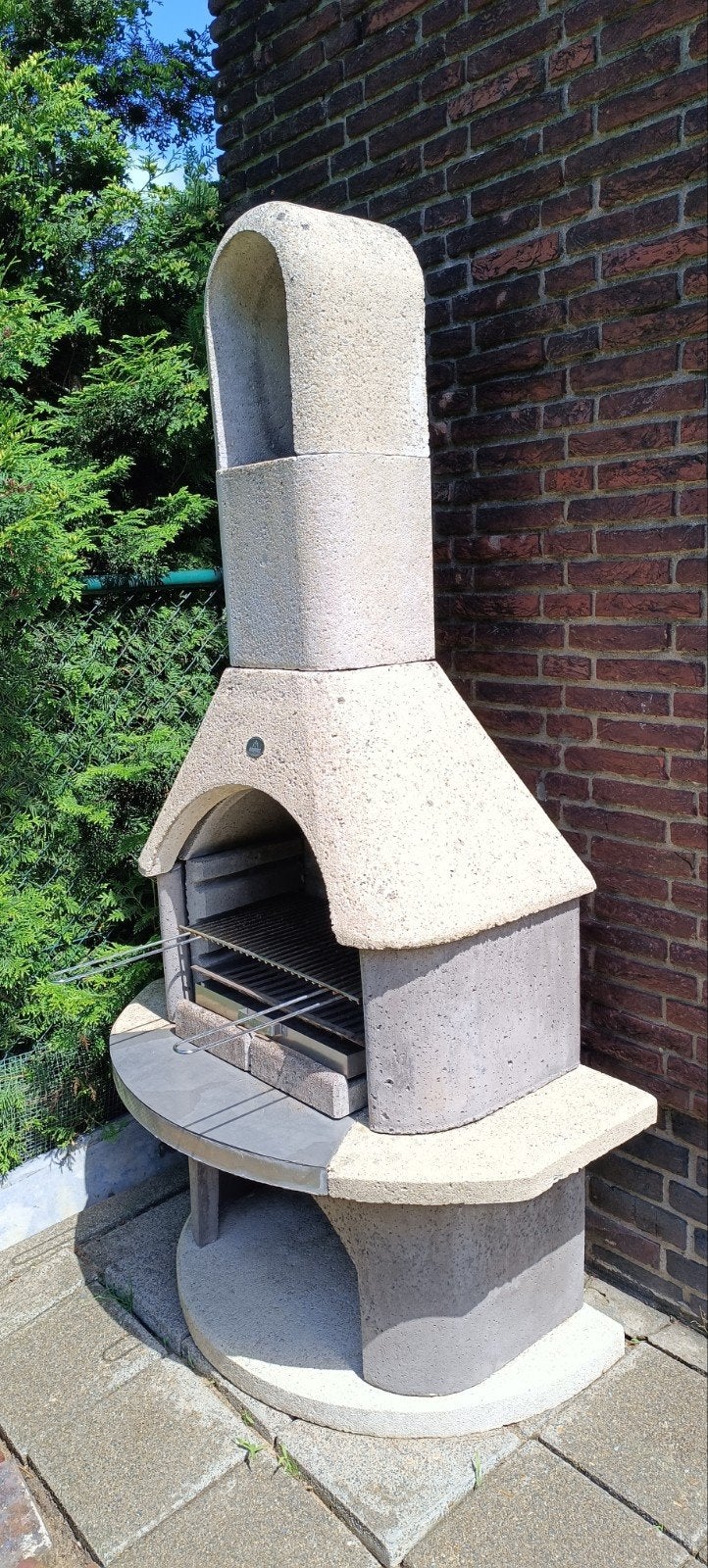 Betonnen BBQ - Arnoldoprei AROFIRE, Ophalen, Gebruikt, Arnoldoprei AROFIRE