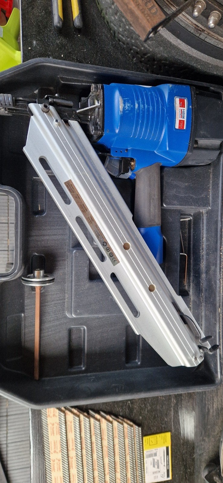 HBM 90 MM Pneumatische Tacker - Nietmachine met Spijkers, Doe-het-zelf en Verbouw, Gereedschap | Handgereedschap, Ophalen of Verzenden