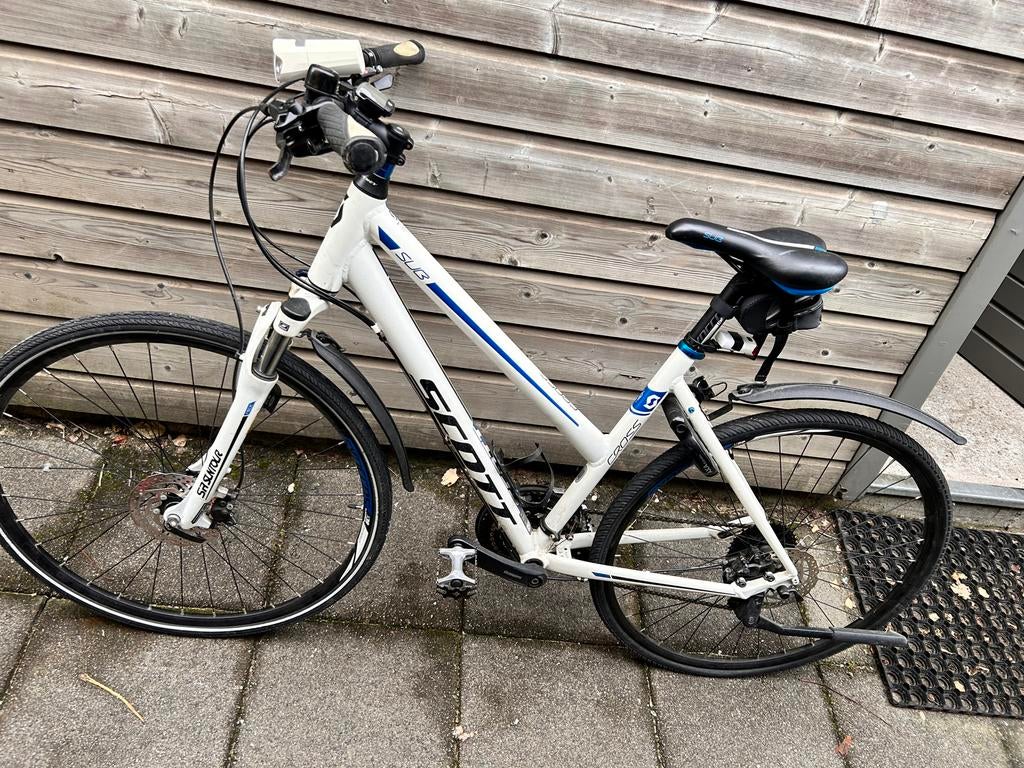 Dames MTB Scott SUB L - Zo goed als nieuw, 3x10 versn., 28 inch, Zo goed als nieuw, Schijfrem, Ophalen