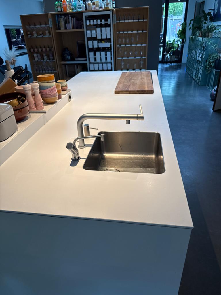 Bulthaup keukenblad met Quooker en kraan, gasfornuis foster., Huis en Inrichting, Keuken | Complete keukens, Gebruikt, Overige materialen