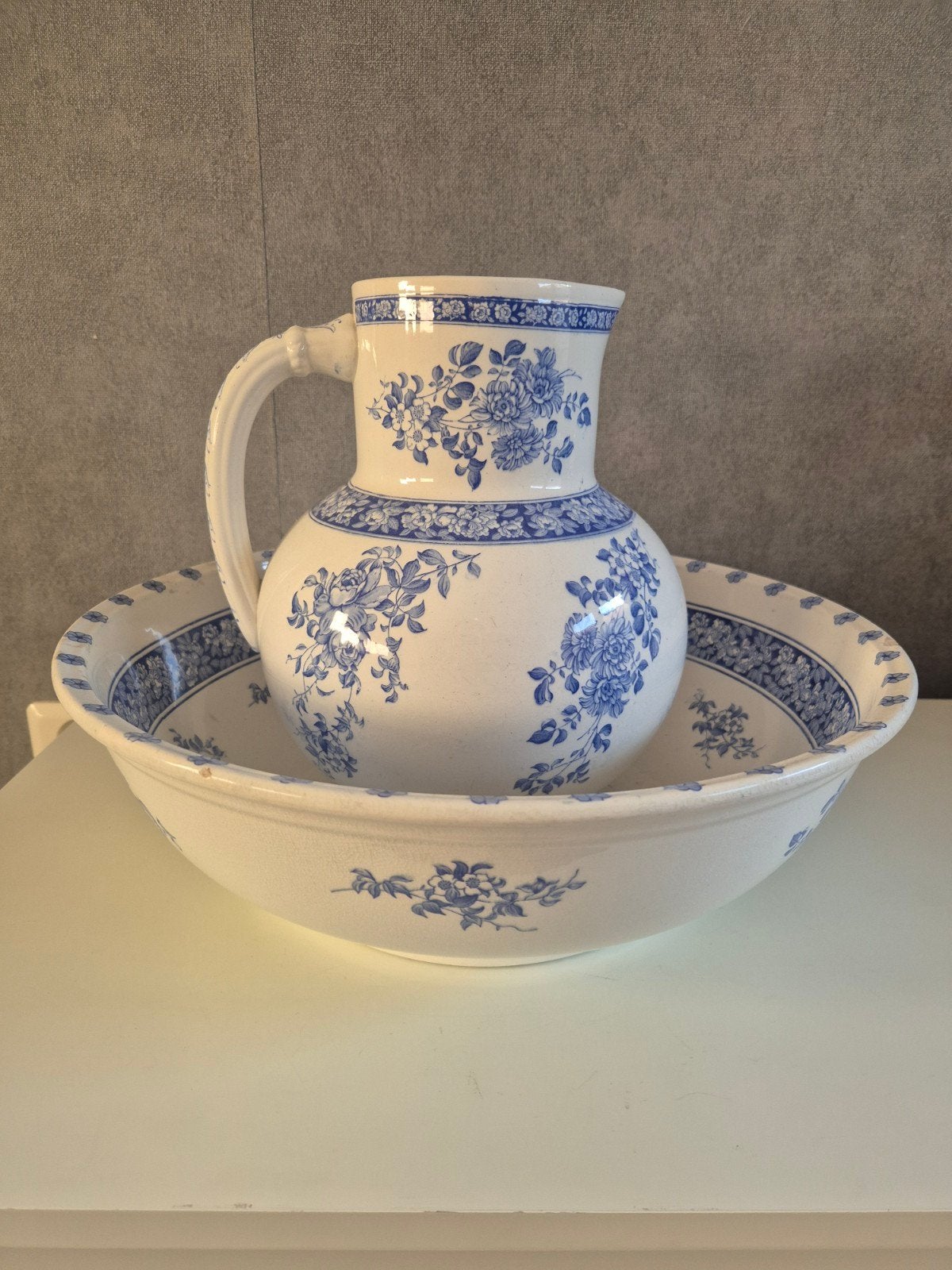 Antieke waskom en kan set - Blauw en wit bloemmotief, Ophalen