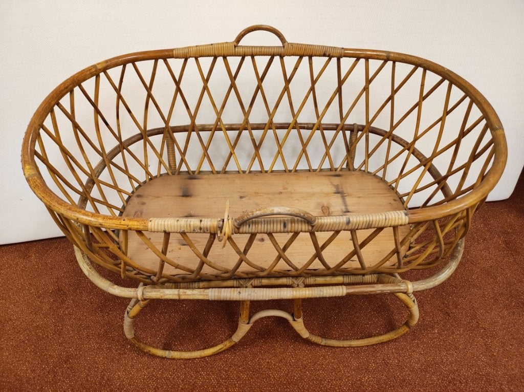 vintage rotan wieg, Kinderen en Baby's, Ophalen, Gebruikt, Wieg