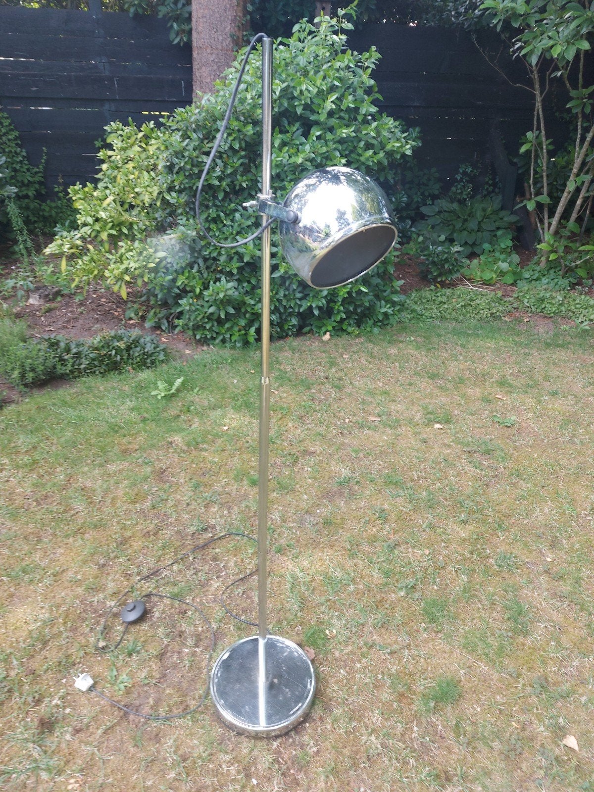 Chromen Space Age (Eye Ball) vloerlamp, Huis en Inrichting, Lampen | Vloerlampen, Ophalen, Space Age / Vintage, Gebruikt, Metaal