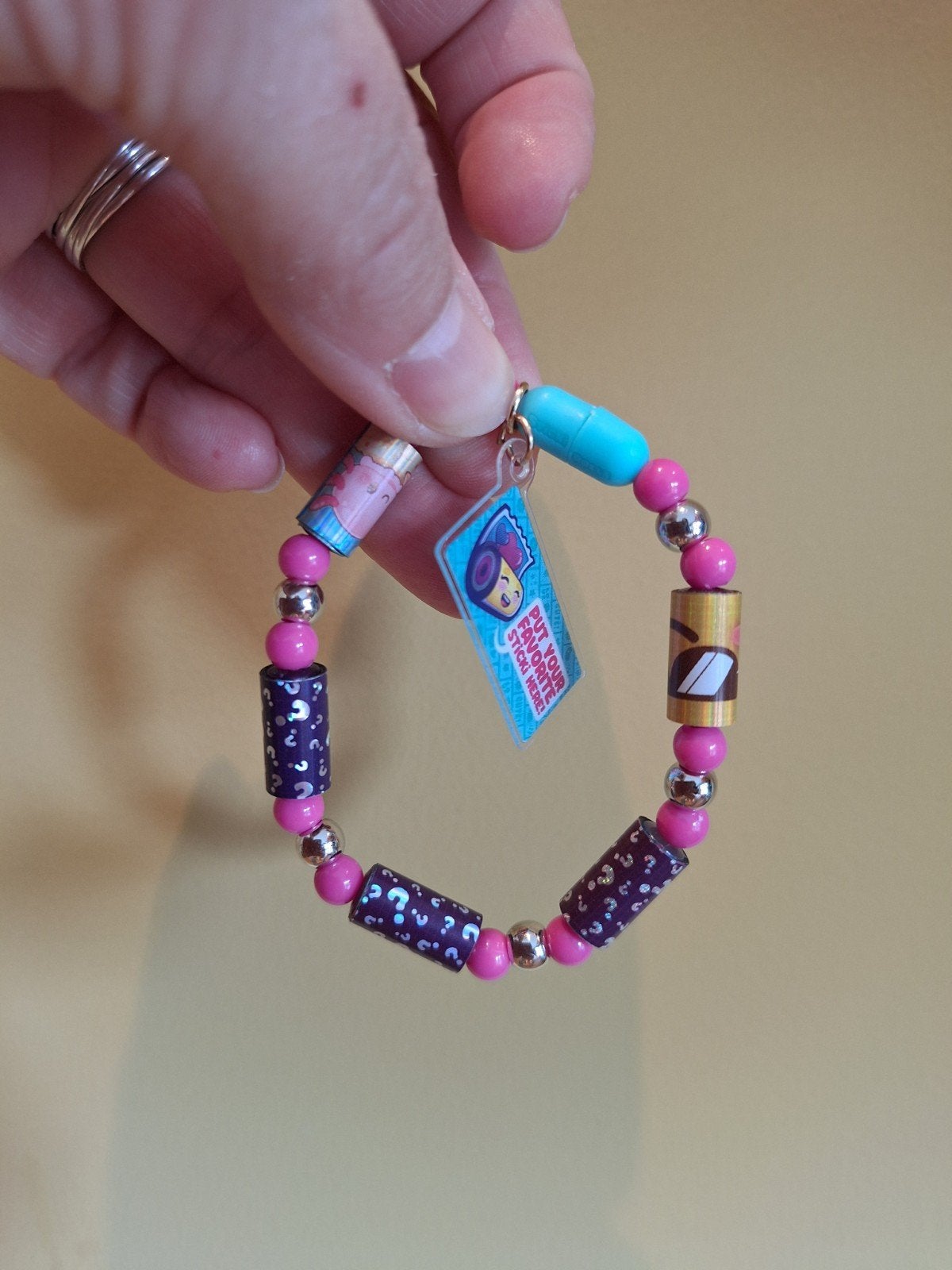 Sticky Rolls Armband - Uniek en Kleurrijk, Kunststof of Plastic, Nieuw, Ophalen of Verzenden, Roze