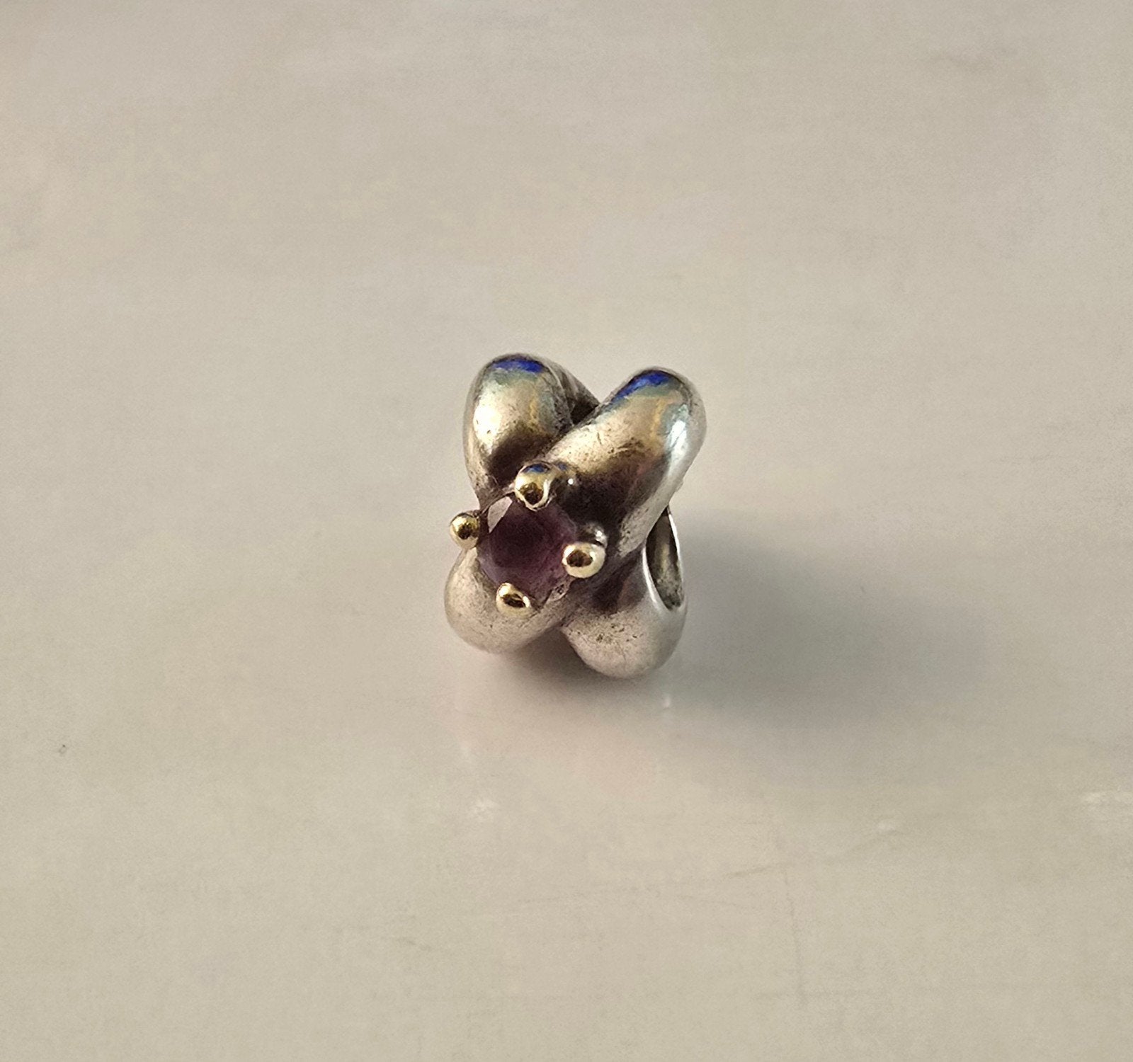 Prachtige zilveren Pandora bedel met goud en amethist, Ophalen of Verzenden, Zo goed als nieuw, Goud, Pandora