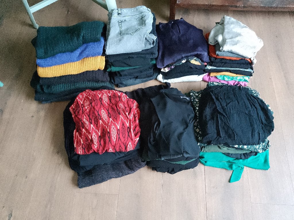 Kledingpakket 48 stuks mt S/M alleen ophalen, Ophalen, Gedragen, Maat 38/40 (M)