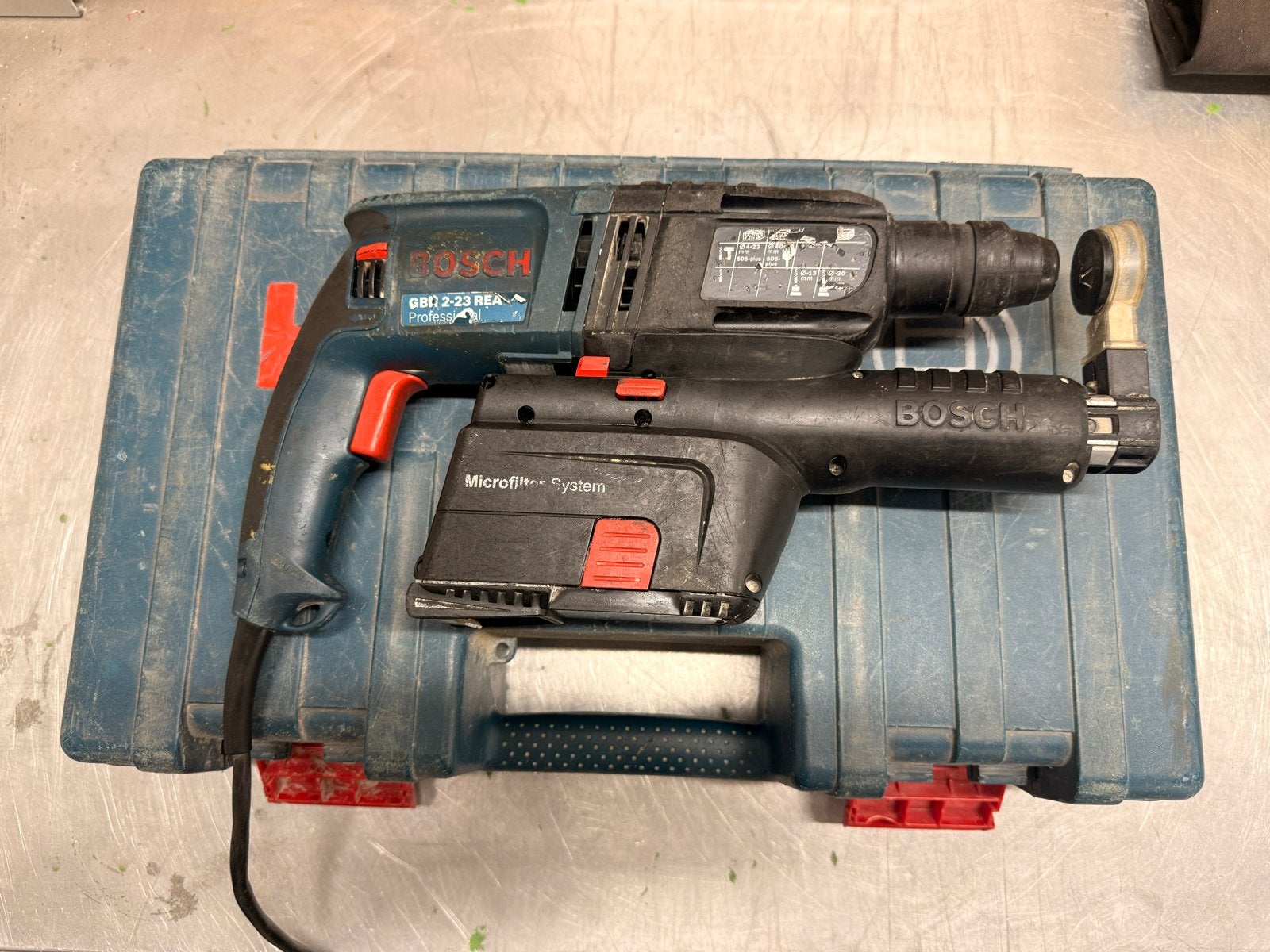 BOSCH GBH 2-23 SDS-plus Boorhamer met Afzuiging en Accessoir, Ophalen, Boor- en/of Breekhamer, Klopboormechanisme, Gebruikt