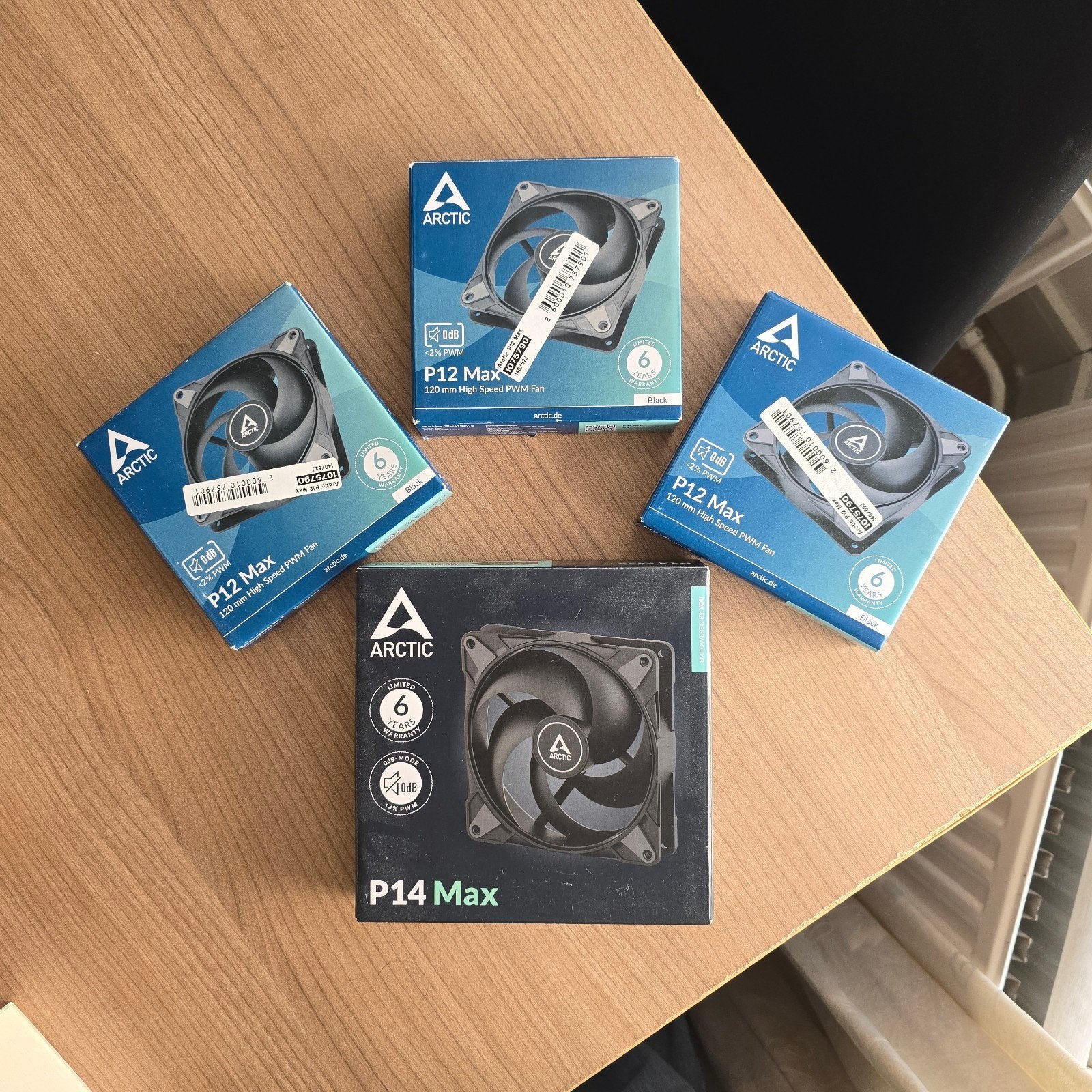 Arctic P12 and P14 Max PC/server cooling fans, Ophalen of Verzenden, Zo goed als nieuw, Luchtkoeling