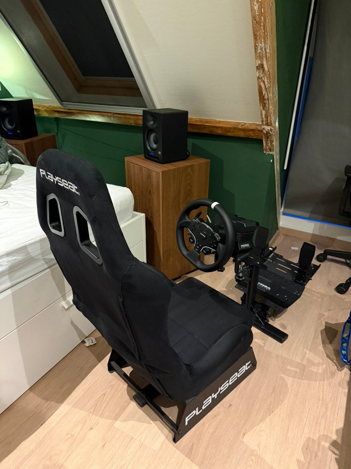 Moza r5 + playseat evolution + f1 stuur addon, Ophalen, Gebruikt, 1 speler, Racen en Vliegen