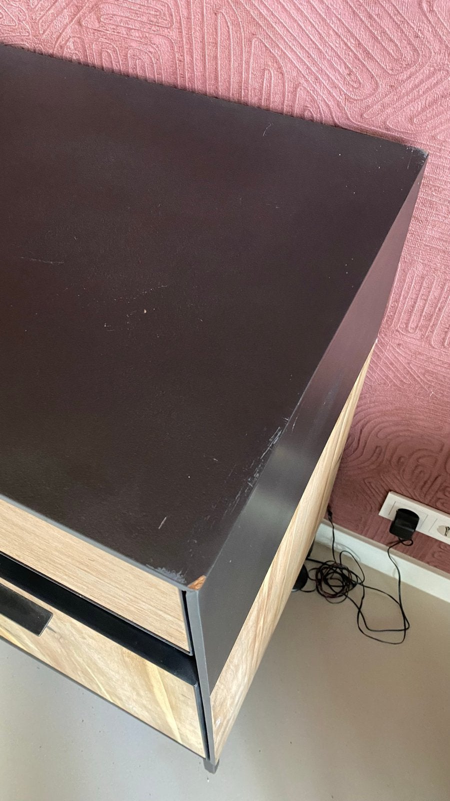 Foto 6 van Houten dressoir 240 cm met LED verlichting