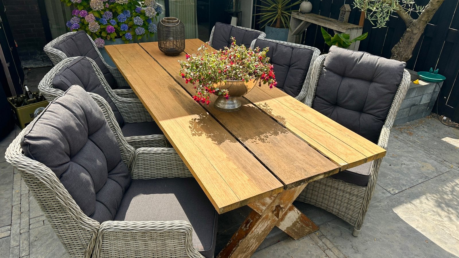 Tuintafel met 6 stoelen “Bois Le Duc”, Tuin en Terras, Tuinsets en Loungesets, Ophalen, Zo goed als nieuw