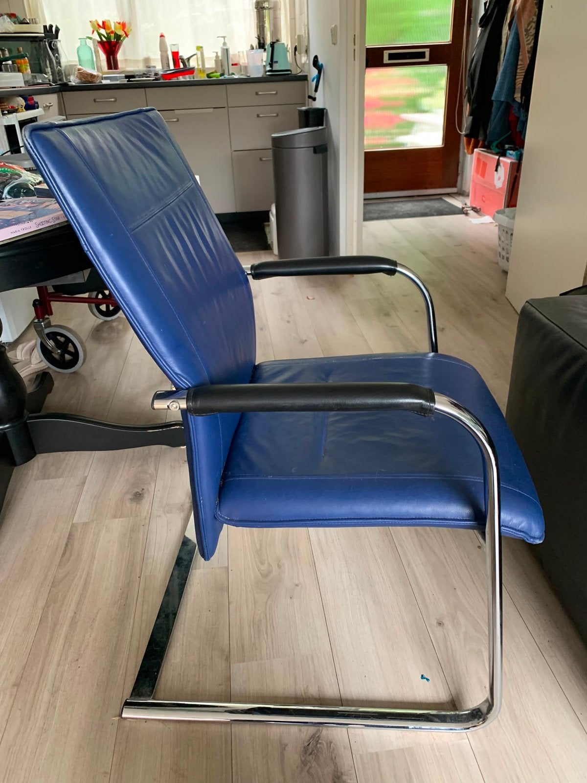 Dauphin Eettafel Stoelen - 4 Stuks, Blauw Leer, Ophalen, Gebruikt, Blauw, Leer
