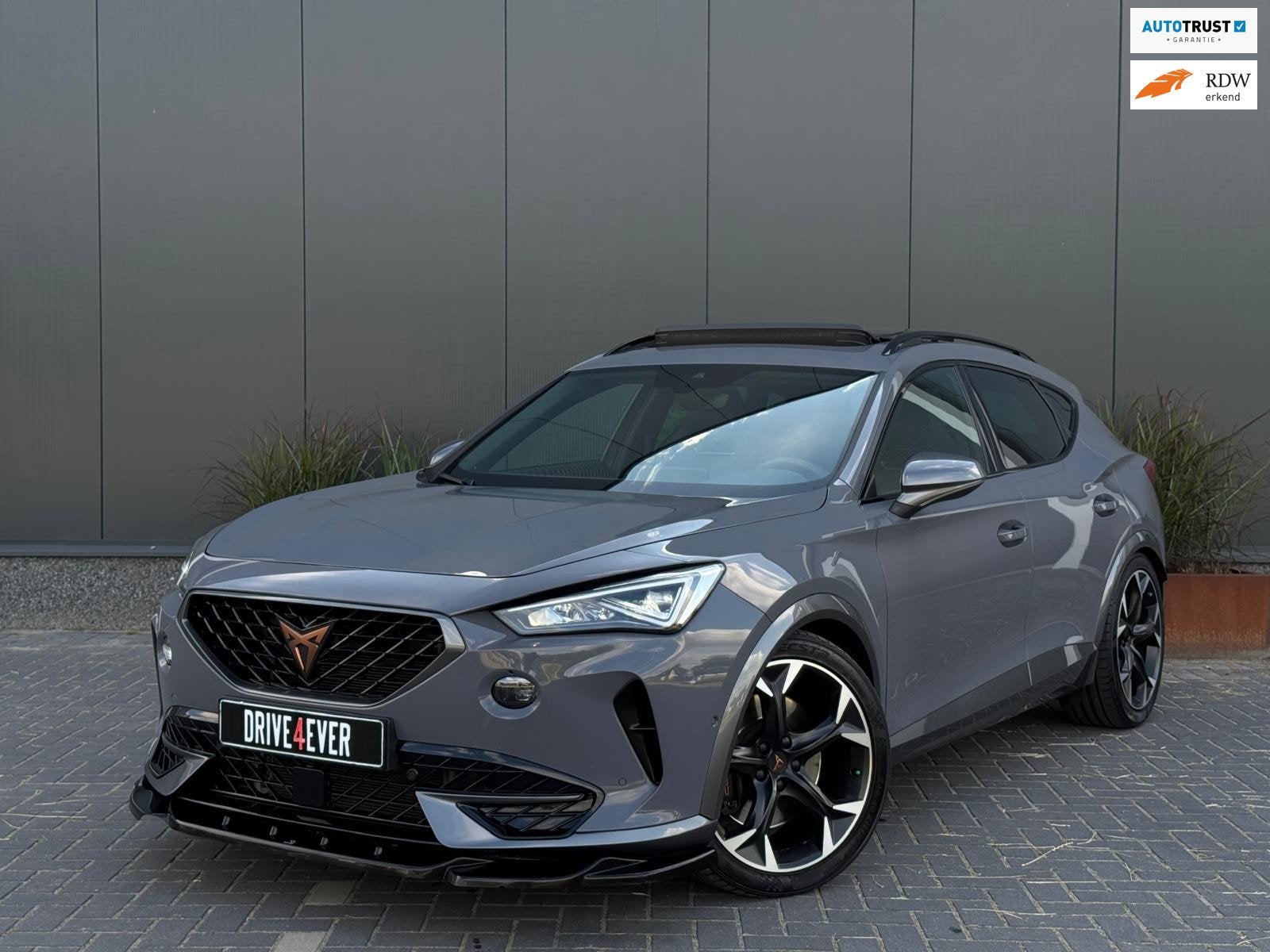 CUPRA Formentor 2.0 TSI 4DRIVE VZ 310pk FULL OPTIES PANO | N, Auto's, Cupra, Bedrijf, Te koop, Formentor, 4x4, ABS, Achteruitrijcamera