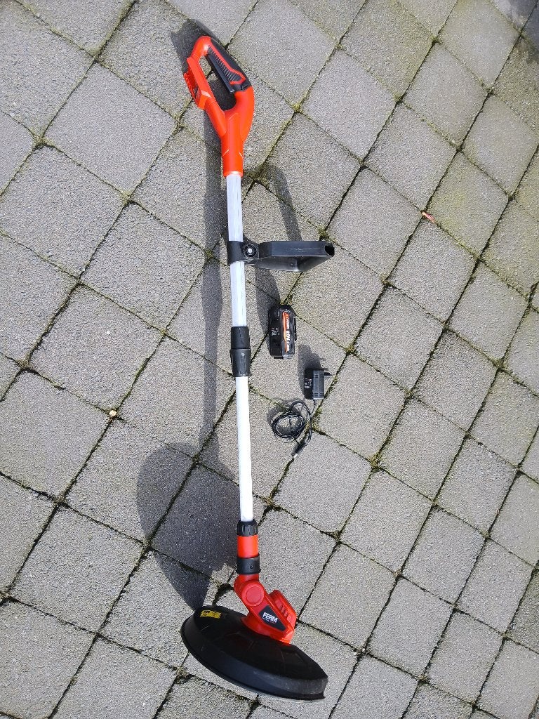 FERM  Grastrimmer inclusief accu en lader, Ophalen of Verzenden, Zo goed als nieuw, Accu, Ferm