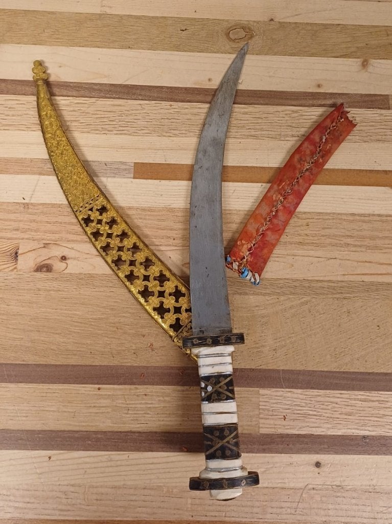 Traditionele Syrische Magdali Khanjar / kolfmes, Ophalen of Verzenden, Overige soorten, Nederland, Mes of Dolk