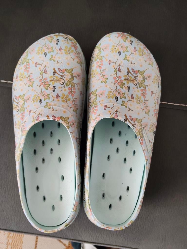 Superleuke tuinklompen, Kleding | Dames, Schoenen, Ophalen, Blauw, Overige typen, Zo goed als nieuw