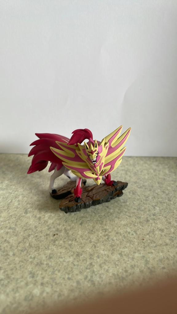 Pokemon zamazenta figuurtje, Ophalen of Verzenden
