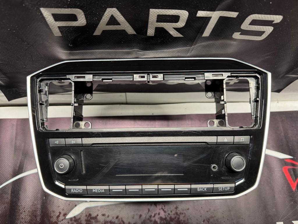 Volkswagen Up Facelift MIB2 Entry Radio 1S0035867, Auto diversen, Ophalen of Verzenden, -, -, -
