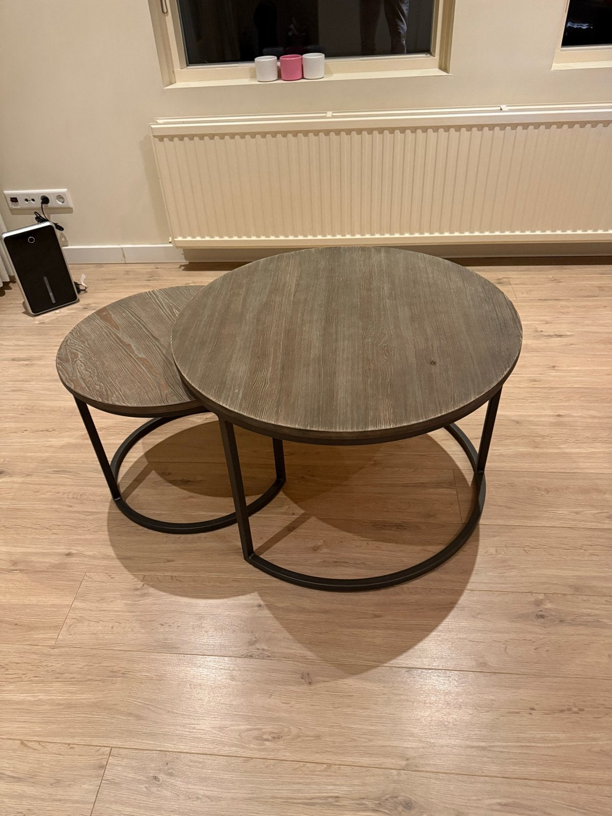 Set van 2 ronde salontafels - Hout en metaal, Ophalen, 50 – 75, Rond, 50 tot 100 cm
