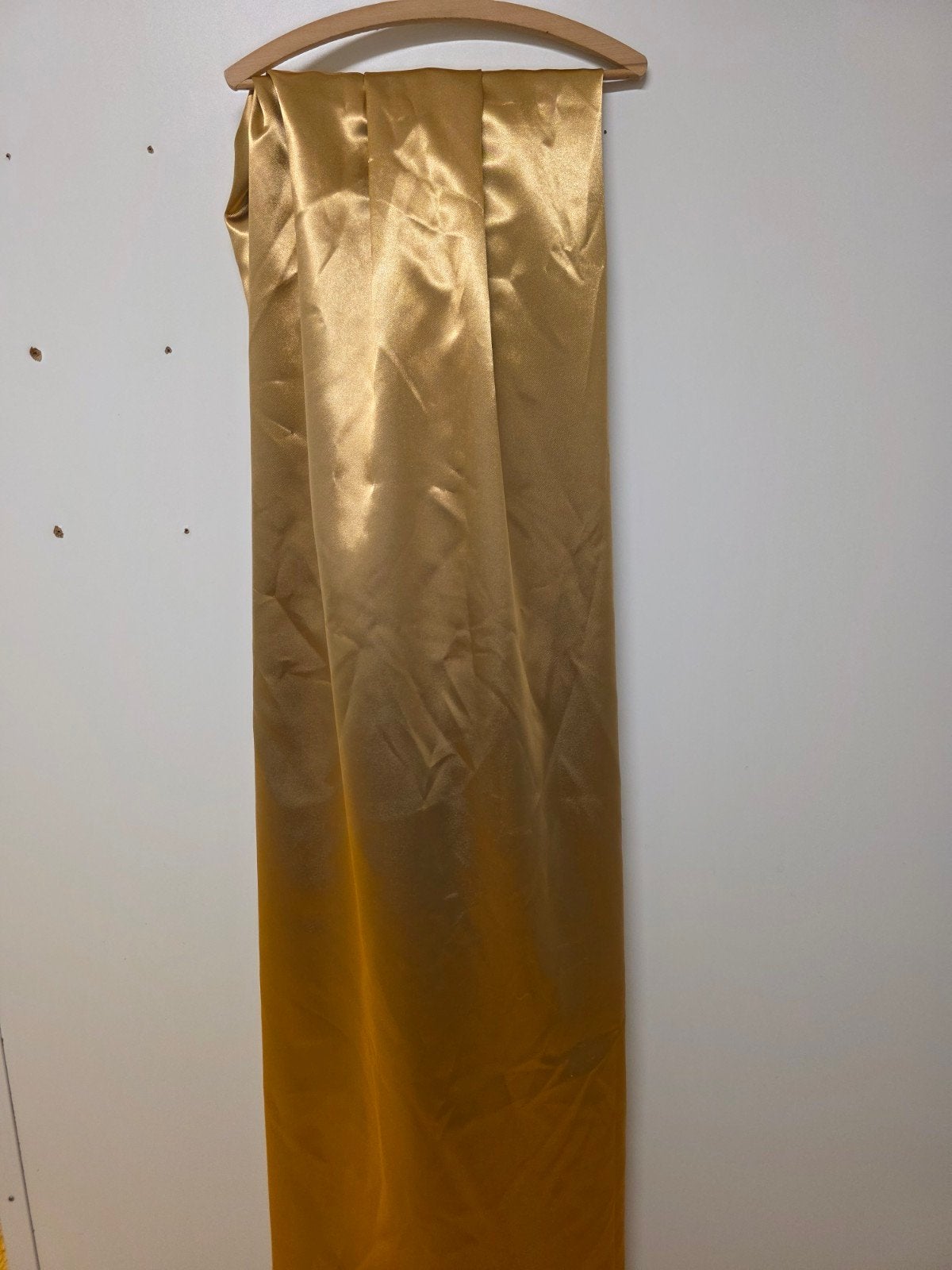 zgan "geel -goud" kleurige gordijnen( ca 200x205, Huis en Inrichting, Stoffering | Gordijnen en Lamellen, Overige materialen, 200 cm