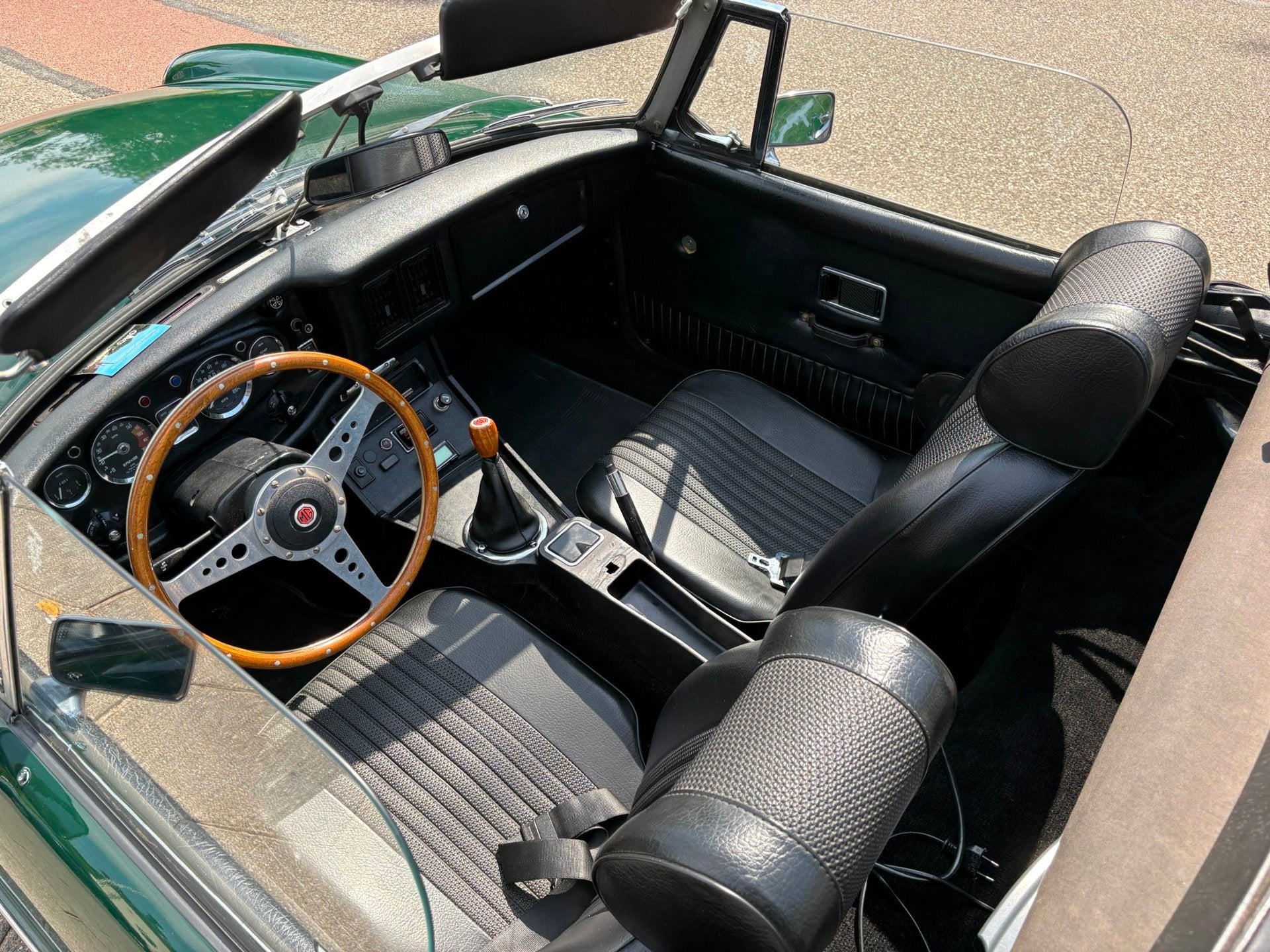 MG B type 1.8 Roadster OLDTIMER!, foto 9