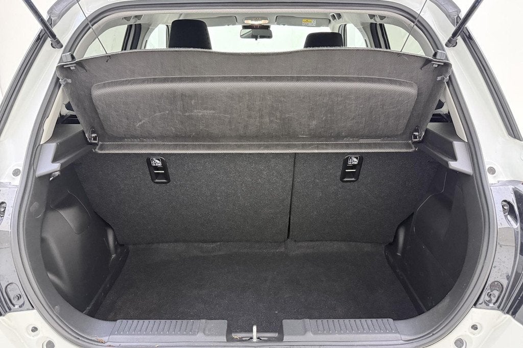 Suzuki Swift 1.2 Style Smart Hybrid | Navigatie | Cruise con, Voorwielaandrijving, Stof, 894 kg, Origineel Nederlands