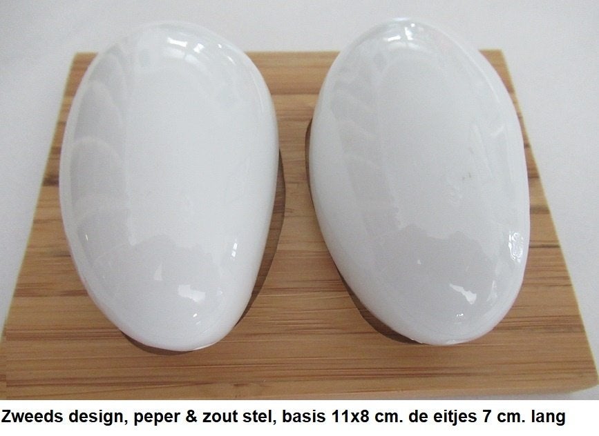 Zweeds design, eenvoudig maar leuk, peper & zout stel, Ophalen of Verzenden, Zo goed als nieuw