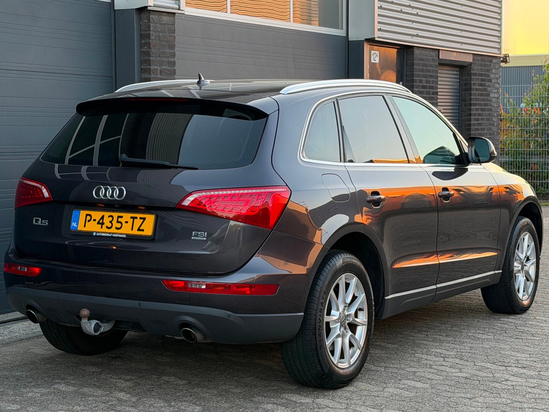 Audi Q5 3.2 FSI quattro Pro Line PANO LEER CAMERA ACC CLIMA, Auto's, Audi, Gebruikt, Zwart, Zwart, Bedrijf