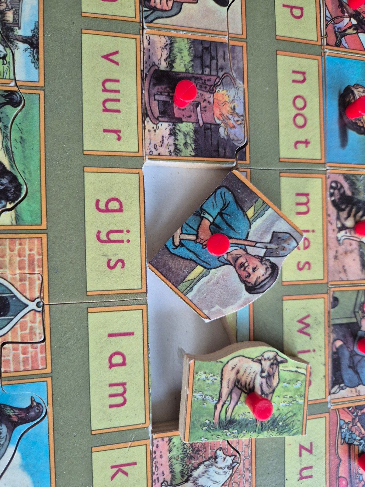 Vintage Legpuzzel Woordjes Leren - Educatief Speelgoed, Kinderen en Baby's, Speelgoed | Kinderpuzzels, Ophalen of Verzenden, 10 tot 50 stukjes