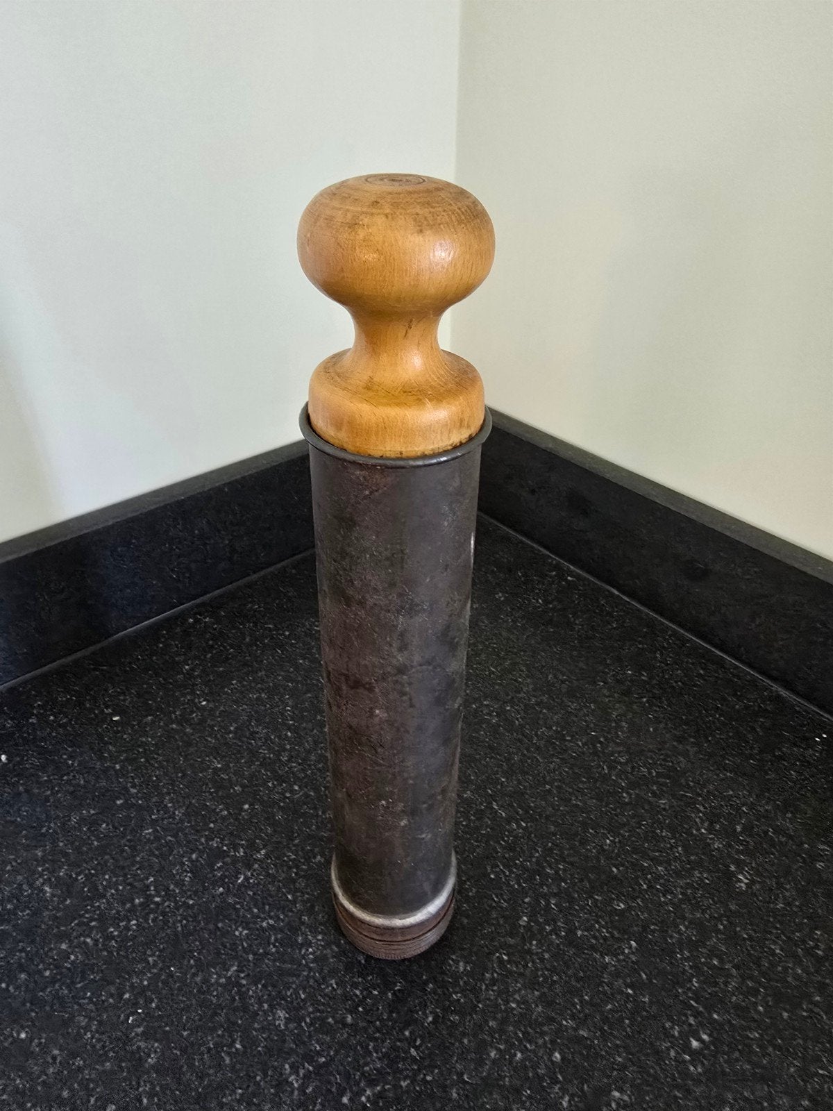 Deegvorm metaal, houten stamper, Antiek en Kunst, Ophalen of Verzenden