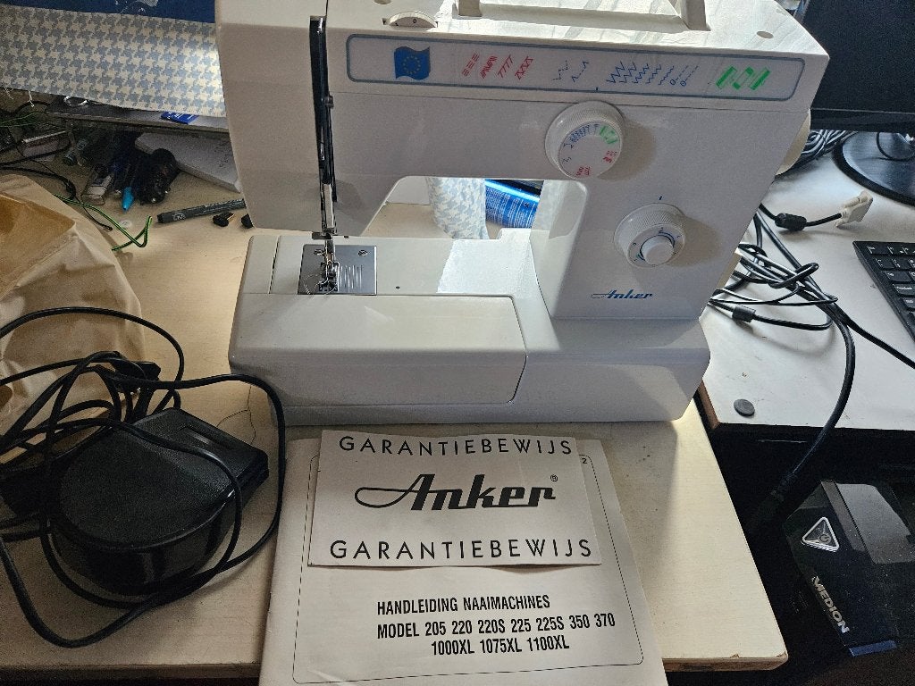 Anker Naaimachine, model 225S, Ophalen, Gebruikt, Naaimachine, Overige merken