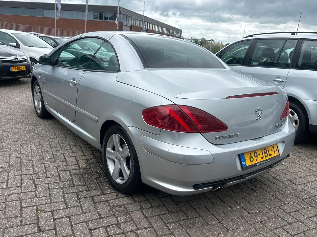 Peugeot 307 CC 2.0-16V Airco | Nieuw Apk | Airco | Cabrio, Voorwielaandrijving, Gebruikt, 4 cilinders, Cabriolet