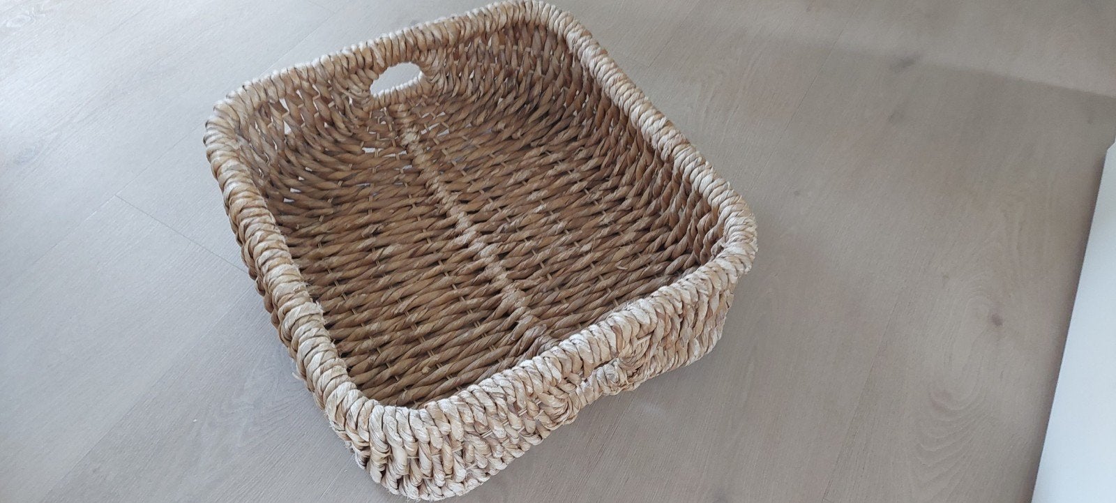 Natuurlijke rieten mand - Vierkant, Ophalen, Gebruikt, Gevlochten, Mand