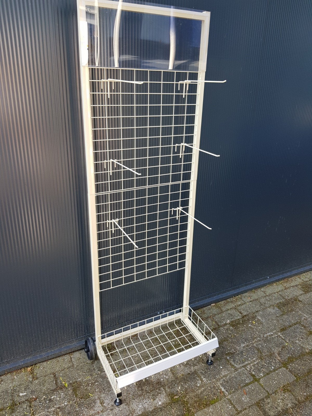 4x verrijdbaar gaasrek met blisterhaken, Ophalen