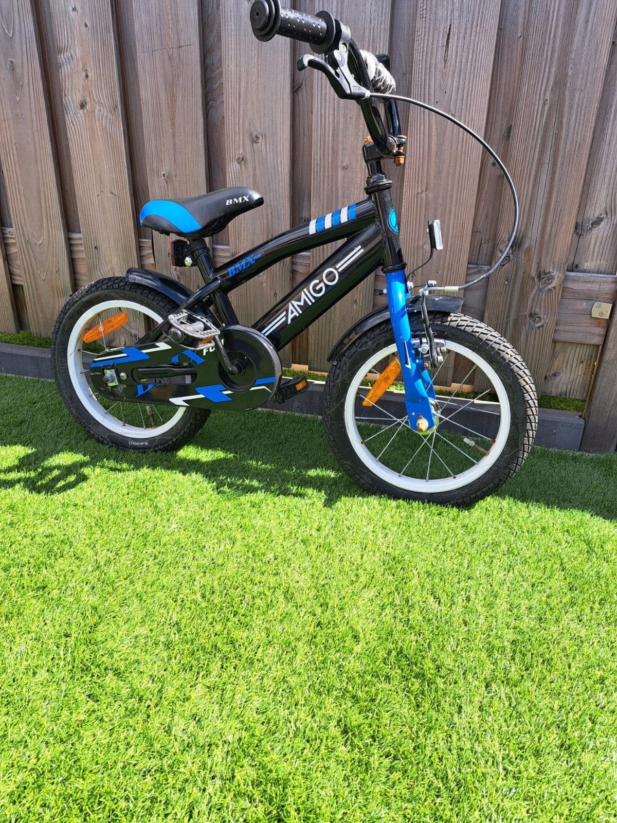 Amigo kinderfietsje met zijwieltjes, Fietsen en Brommers, Ophalen, Zijwieltjes, Gebruikt, Minder dan 16 inch